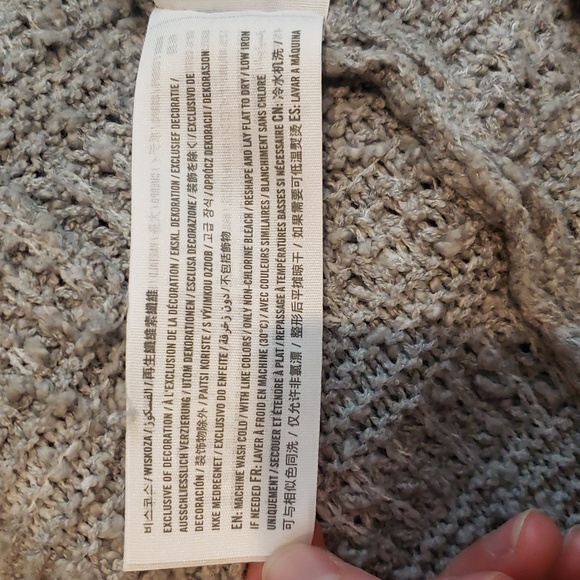 A&F long knit cardigan sweater - Picture 8 of 9